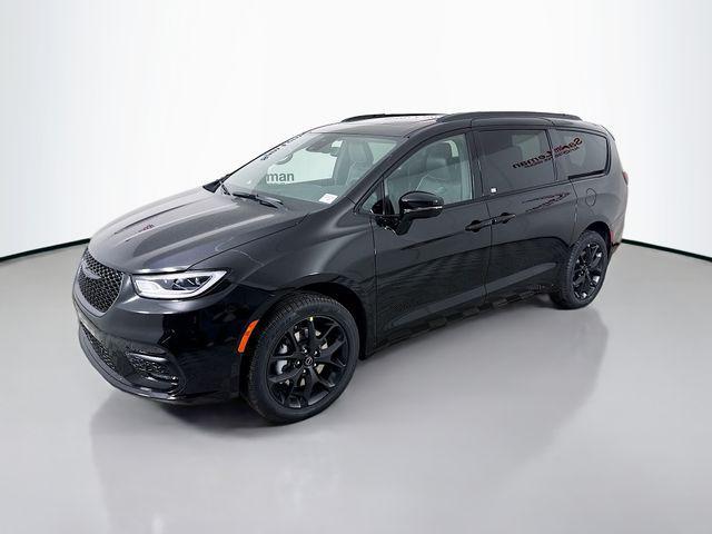 new 2026 Chrysler Pacifica car, priced at $50,930