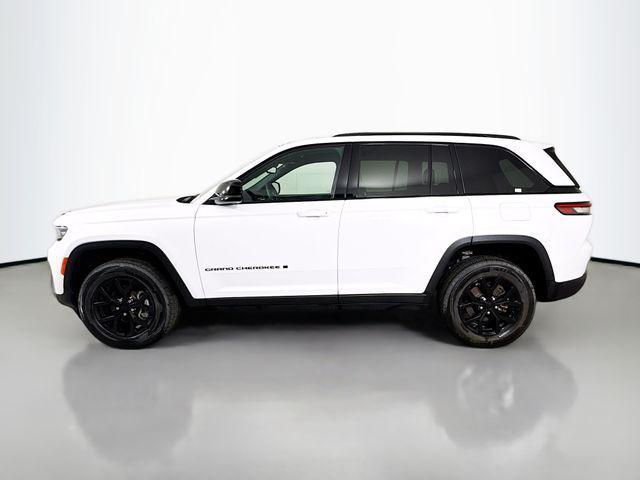 used 2024 Jeep Grand Cherokee car, priced at $31,312