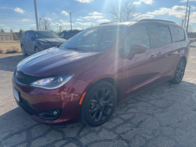 used 2020 Chrysler Pacifica car, priced at $20,900