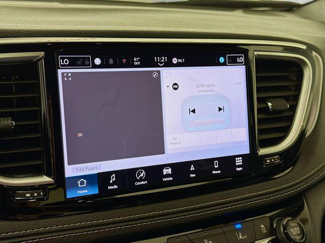 used 2025 Chrysler Pacifica car, priced at $34,500