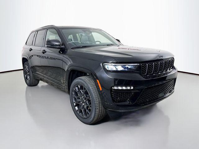 new 2025 Jeep Grand Cherokee car, priced at $54,175