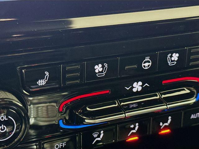 new 2025 Jeep Grand Cherokee car, priced at $54,175