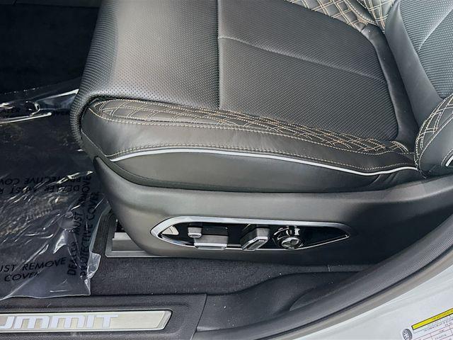 new 2025 Jeep Grand Cherokee car, priced at $54,175