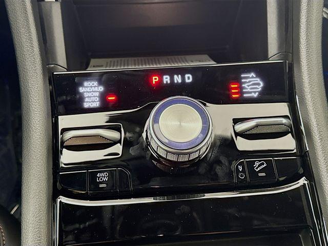 new 2025 Jeep Grand Cherokee car, priced at $54,175