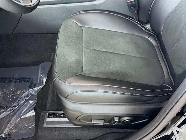 new 2025 Jeep Grand Cherokee L car, priced at $41,992