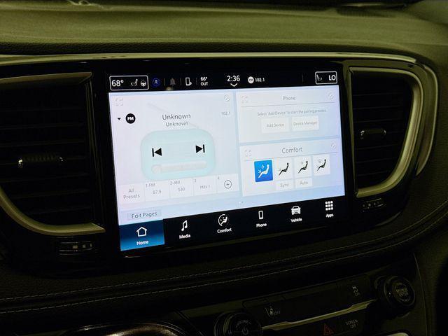 used 2022 Chrysler Pacifica Hybrid car, priced at $23,977