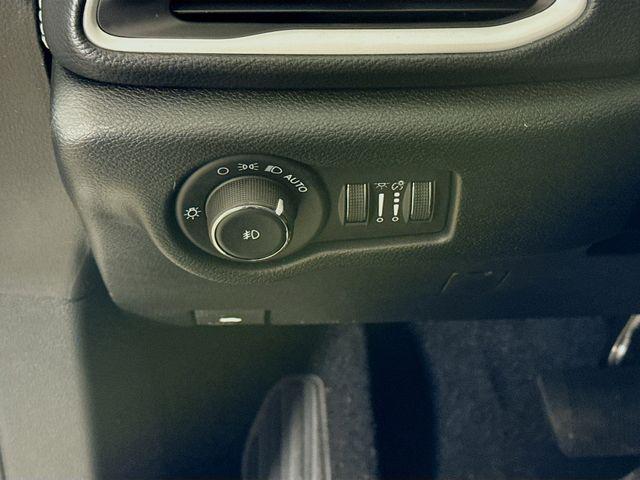 new 2026 Chrysler Pacifica car, priced at $39,635