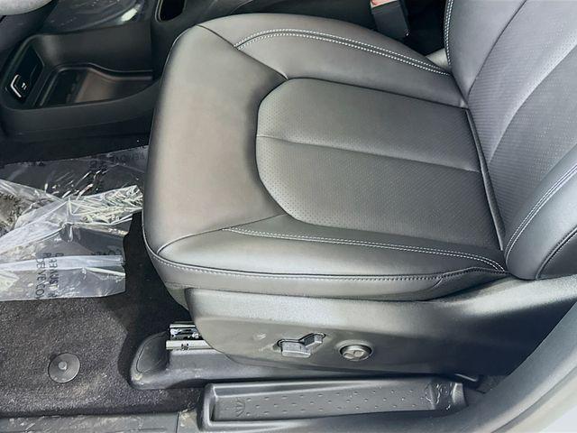 new 2026 Chrysler Pacifica car, priced at $39,635