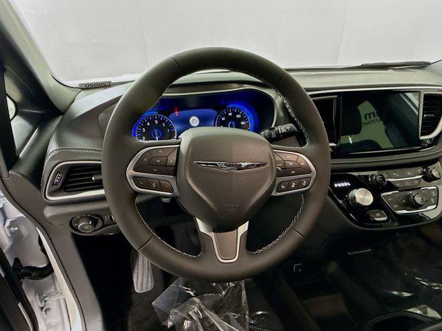 new 2026 Chrysler Pacifica car, priced at $39,635