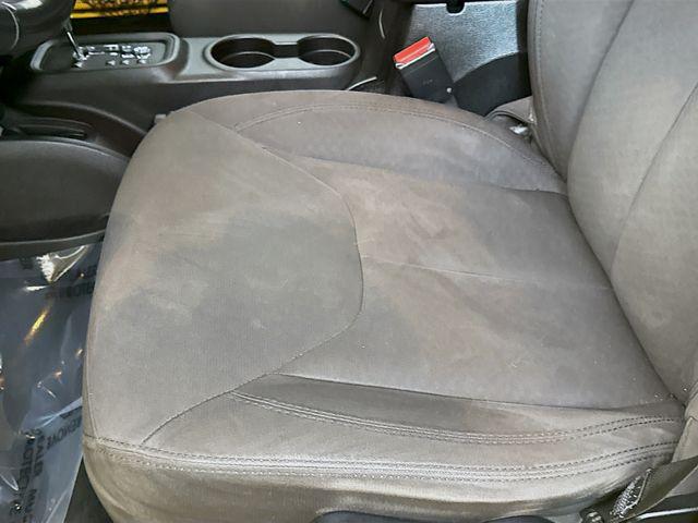 used 2015 Jeep Wrangler Unlimited car, priced at $12,900