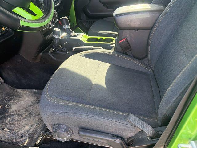 used 2025 Jeep Gladiator car, priced at $40,402