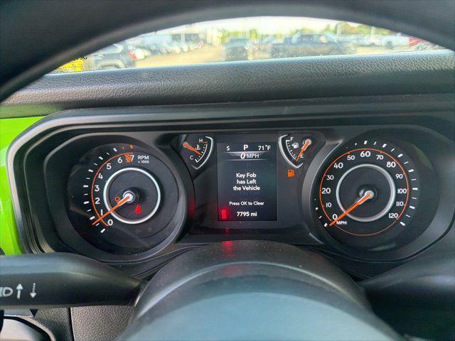 used 2025 Jeep Gladiator car, priced at $40,402