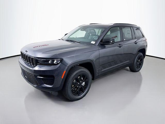 new 2025 Jeep Grand Cherokee car, priced at $39,230