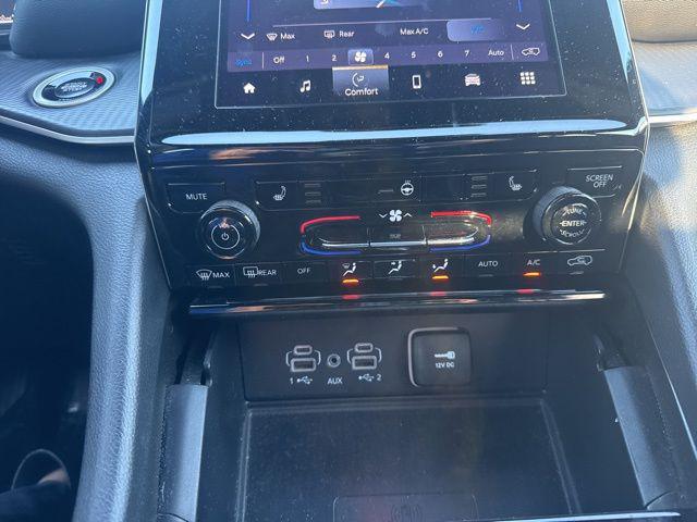 used 2024 Jeep Grand Cherokee L car, priced at $31,265