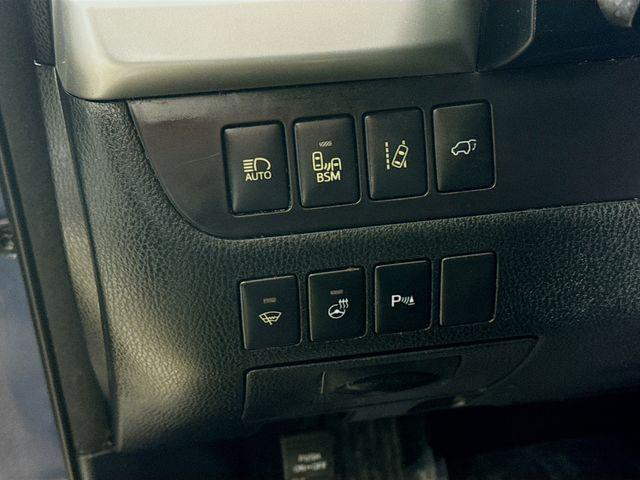 used 2014 Toyota Highlander car, priced at $15,765