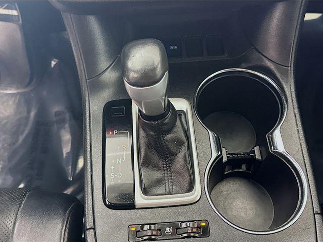 used 2014 Toyota Highlander car, priced at $15,765