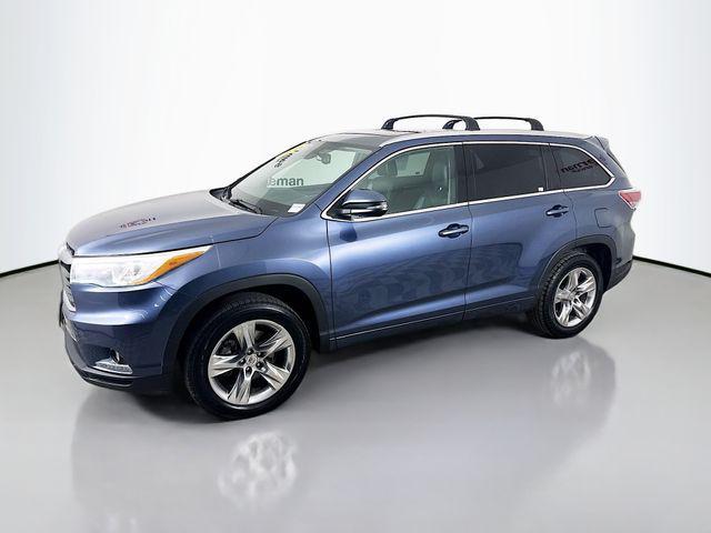 used 2014 Toyota Highlander car, priced at $15,765