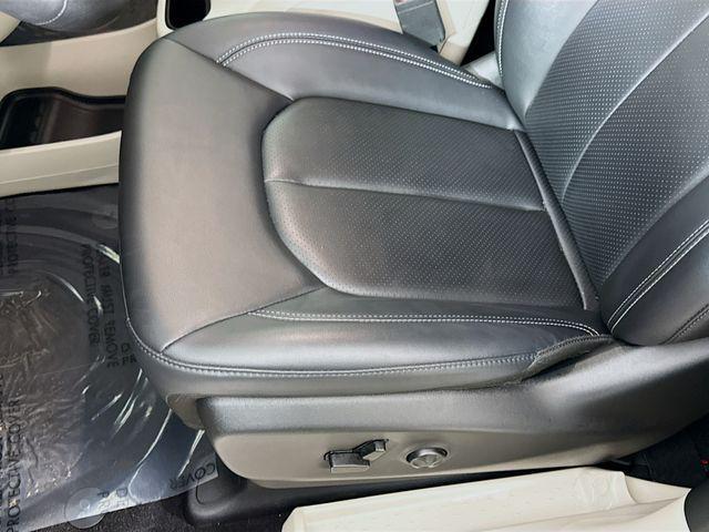 used 2024 Chrysler Pacifica car, priced at $36,990
