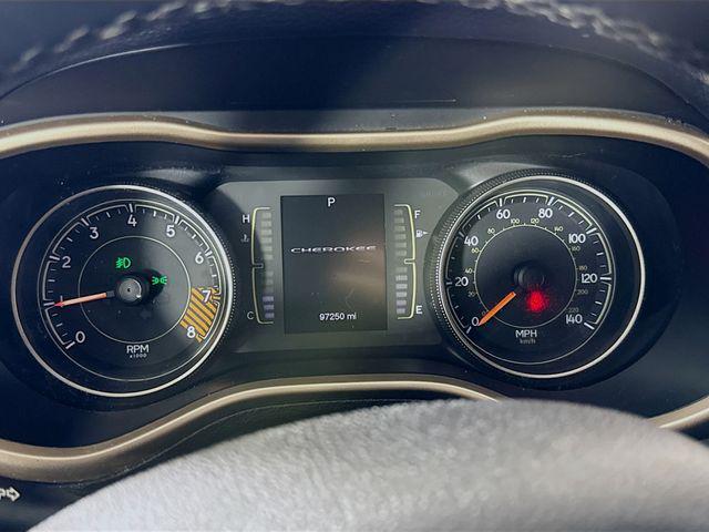 used 2015 Jeep Cherokee car, priced at $11,312