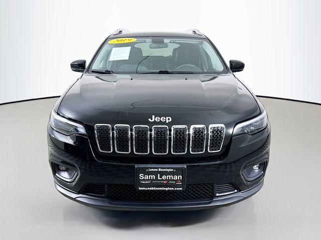 used 2019 Jeep Cherokee car, priced at $18,912