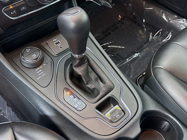 used 2019 Jeep Cherokee car, priced at $18,912