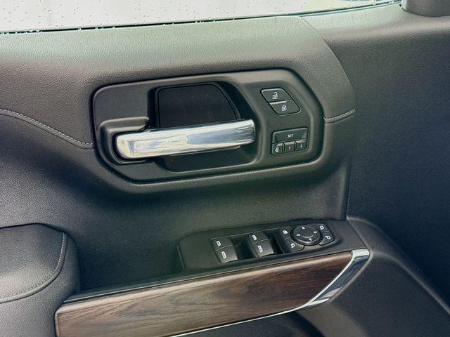 used 2022 GMC Sierra 1500 car, priced at $32,990