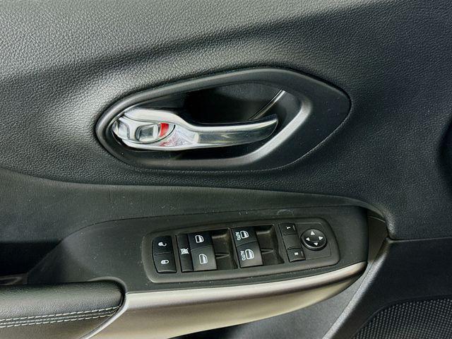 used 2021 Jeep Cherokee car, priced at $18,312