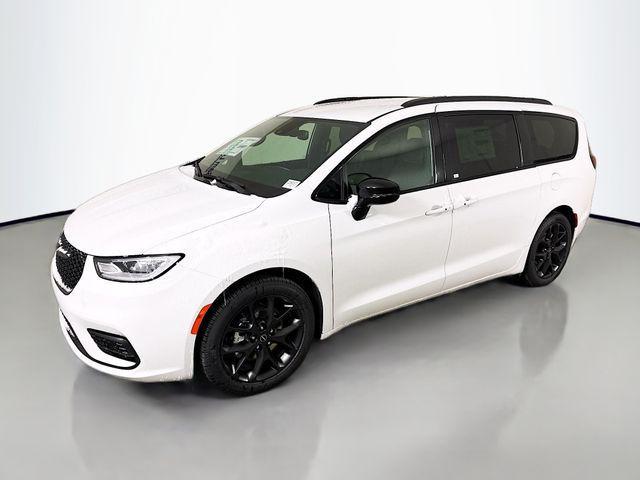new 2026 Chrysler Pacifica car, priced at $41,097