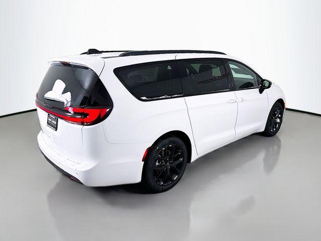 new 2026 Chrysler Pacifica car, priced at $41,097