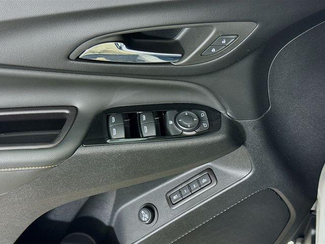 used 2022 Chevrolet Equinox car, priced at $27,312