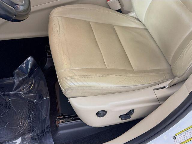 used 2021 Jeep Grand Cherokee car, priced at $16,500