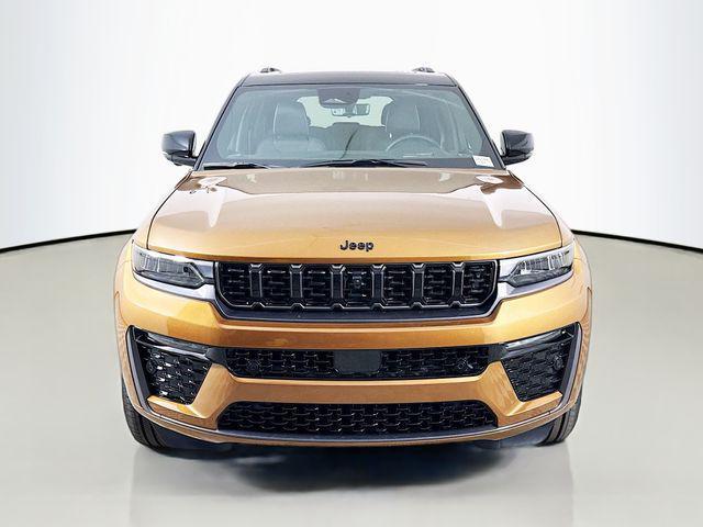 new 2026 Jeep Grand Cherokee car, priced at $59,597