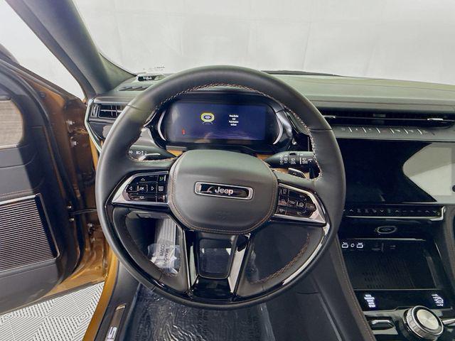 new 2026 Jeep Grand Cherokee car, priced at $59,597