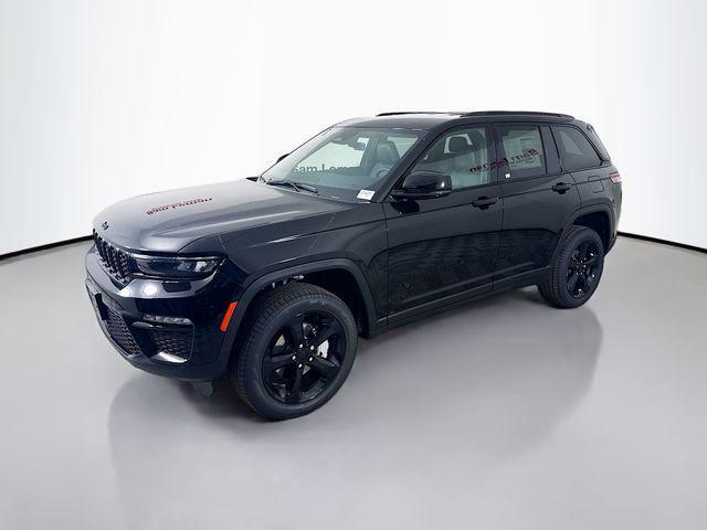 new 2025 Jeep Grand Cherokee car, priced at $42,220