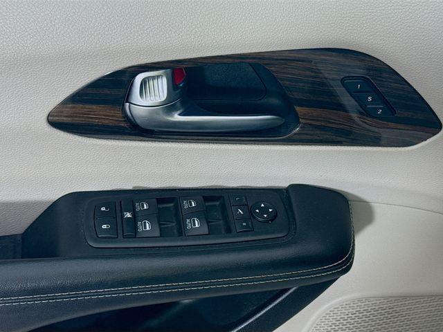 used 2021 Chrysler Pacifica car, priced at $22,312