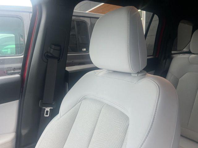 new 2026 Jeep Cherokee car, priced at $35,720