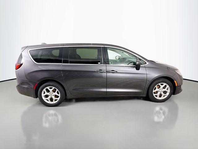 used 2017 Chrysler Pacifica car, priced at $8,995