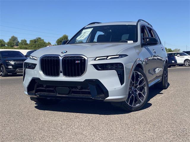 new 2025 BMW X7 car, priced at $119,370