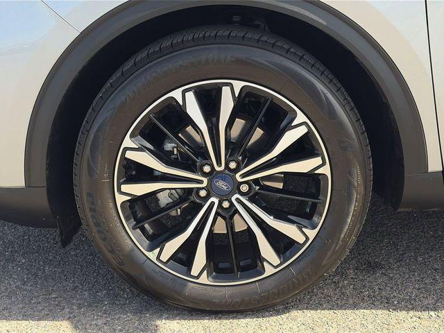 used 2022 Ford Escape car, priced at $20,917