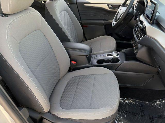 used 2022 Ford Escape car, priced at $20,917