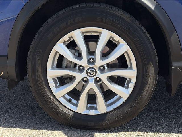 used 2021 Nissan Rogue Sport car, priced at $11,998