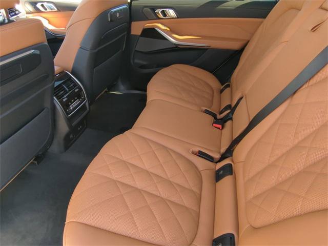 new 2026 BMW X7 car, priced at $91,515