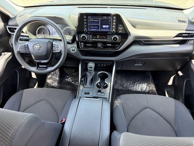 used 2021 Toyota Highlander car, priced at $25,860