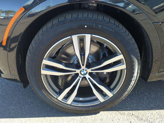 new 2026 BMW X7 car, priced at $98,650