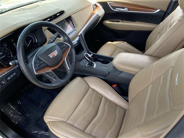 used 2018 Cadillac XT5 car, priced at $21,464