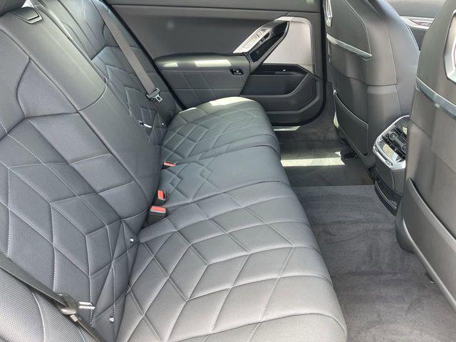 new 2025 BMW i7 car, priced at $131,025