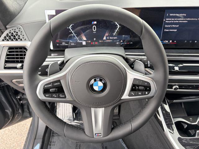 new 2026 BMW X7 car, priced at $100,614