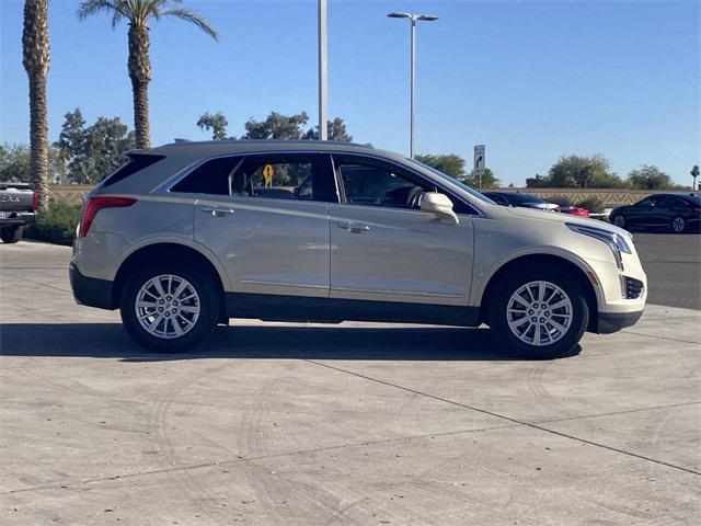 used 2017 Cadillac XT5 car, priced at $14,999