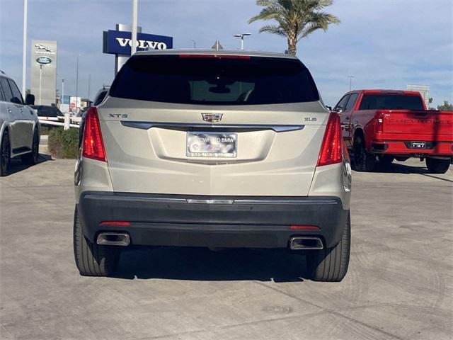 used 2017 Cadillac XT5 car, priced at $14,999