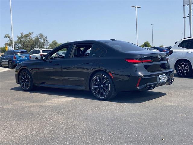 new 2025 BMW 760 car, priced at $139,025